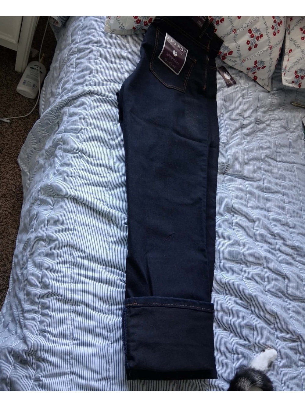 Gloria Vanderbilt Amanda Dark Navy Tapered Leg Classic Rise Jeans